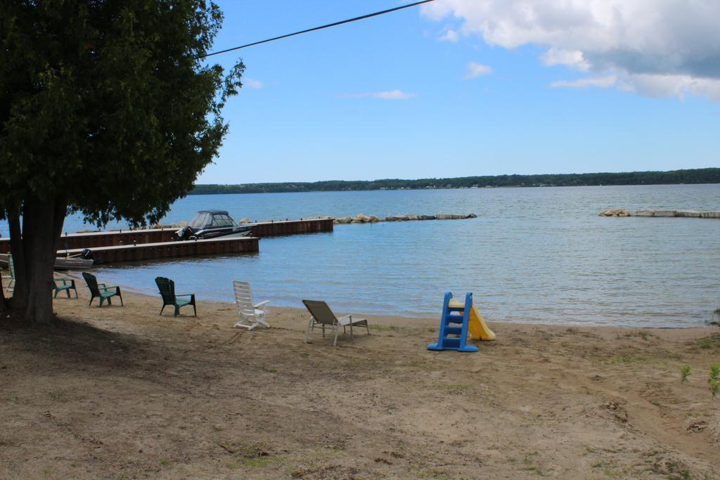 Bayshore Cottages Wiarton Esterno foto